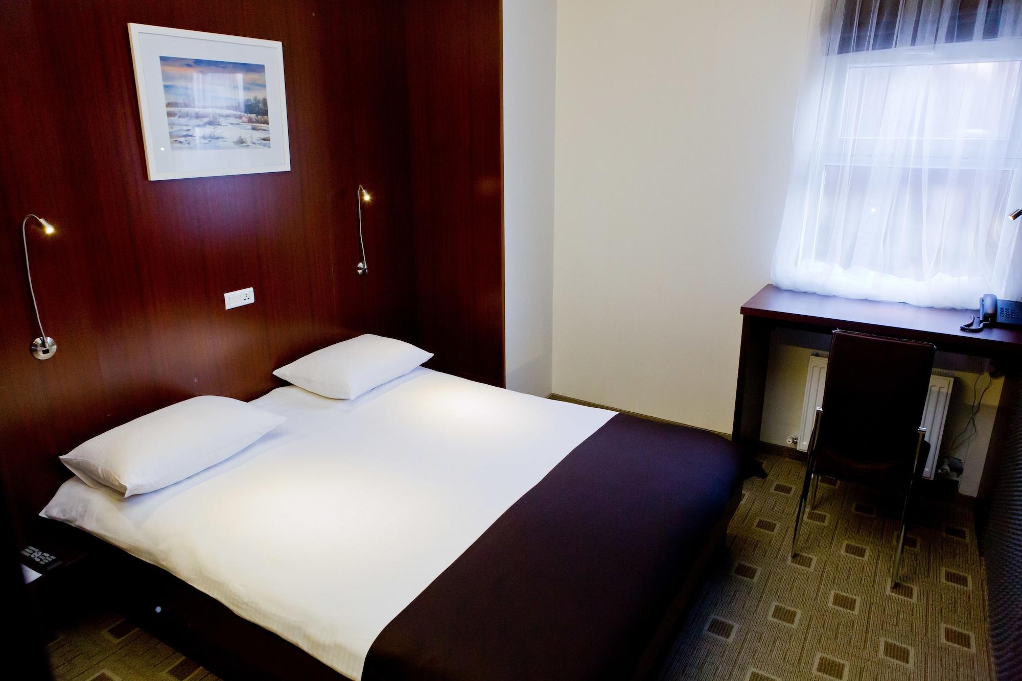 Hotel Olsi Chisinau Ngoại thất bức ảnh